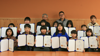 Danyang Plant Employees Deliver Scholarship Funds to Local Students   이미지